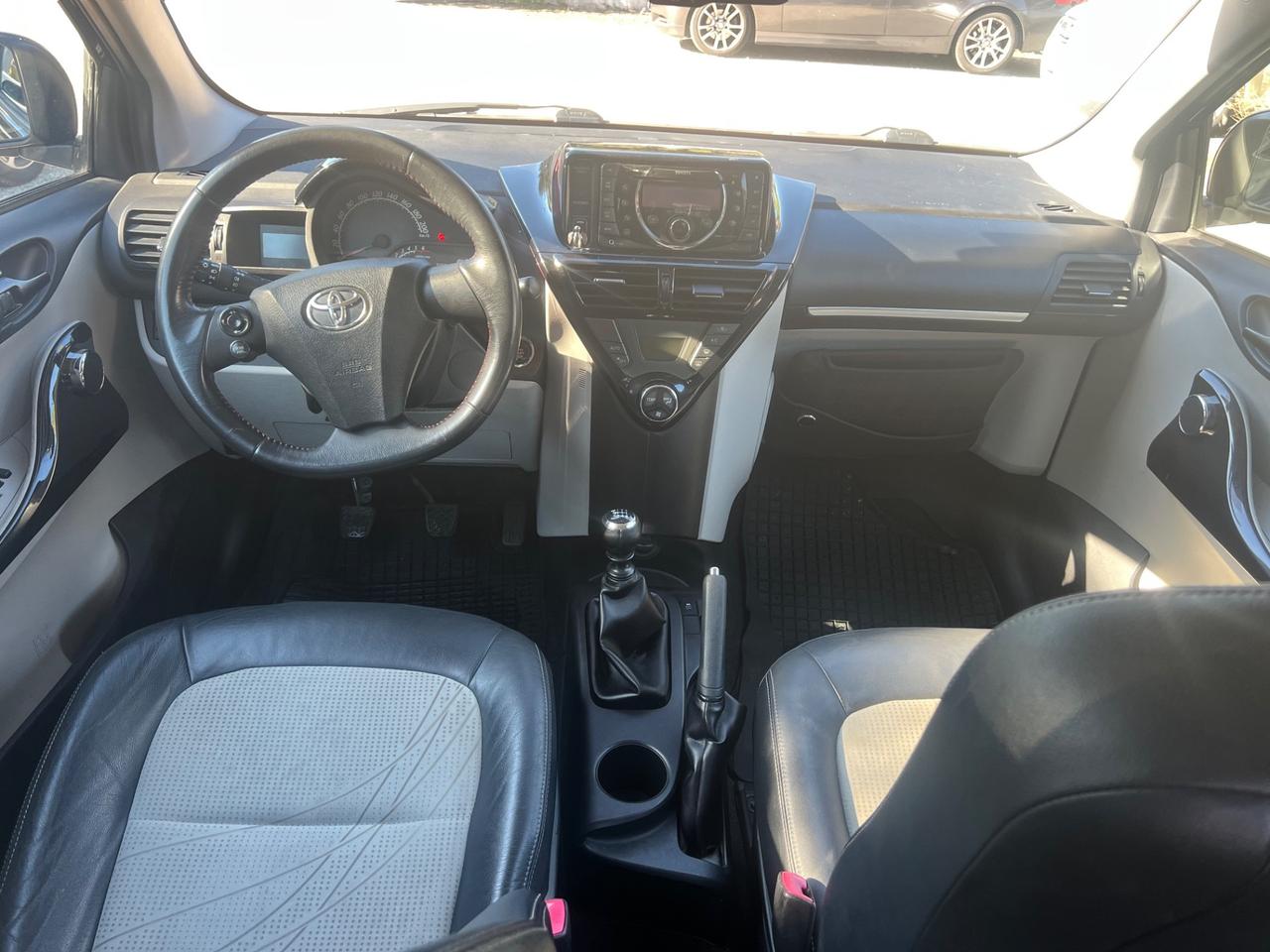 Toyota iQ 1.4 90 CV DIESEL EURO 5