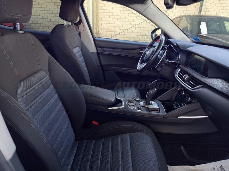 Alfa Romeo Stelvio Stelvio 2.2 t Business rwd 160cv auto