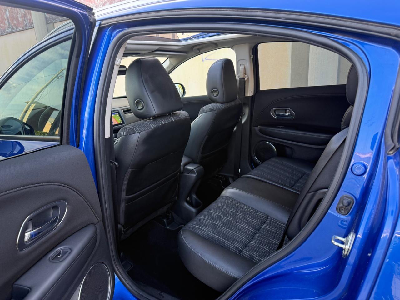 Honda HR-V 1.5 i-VTEC CVT Executive Navi ADAS