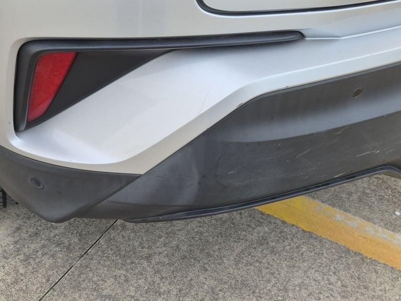 Toyota C-HR 1.8h Lounge 2wd e-cvt