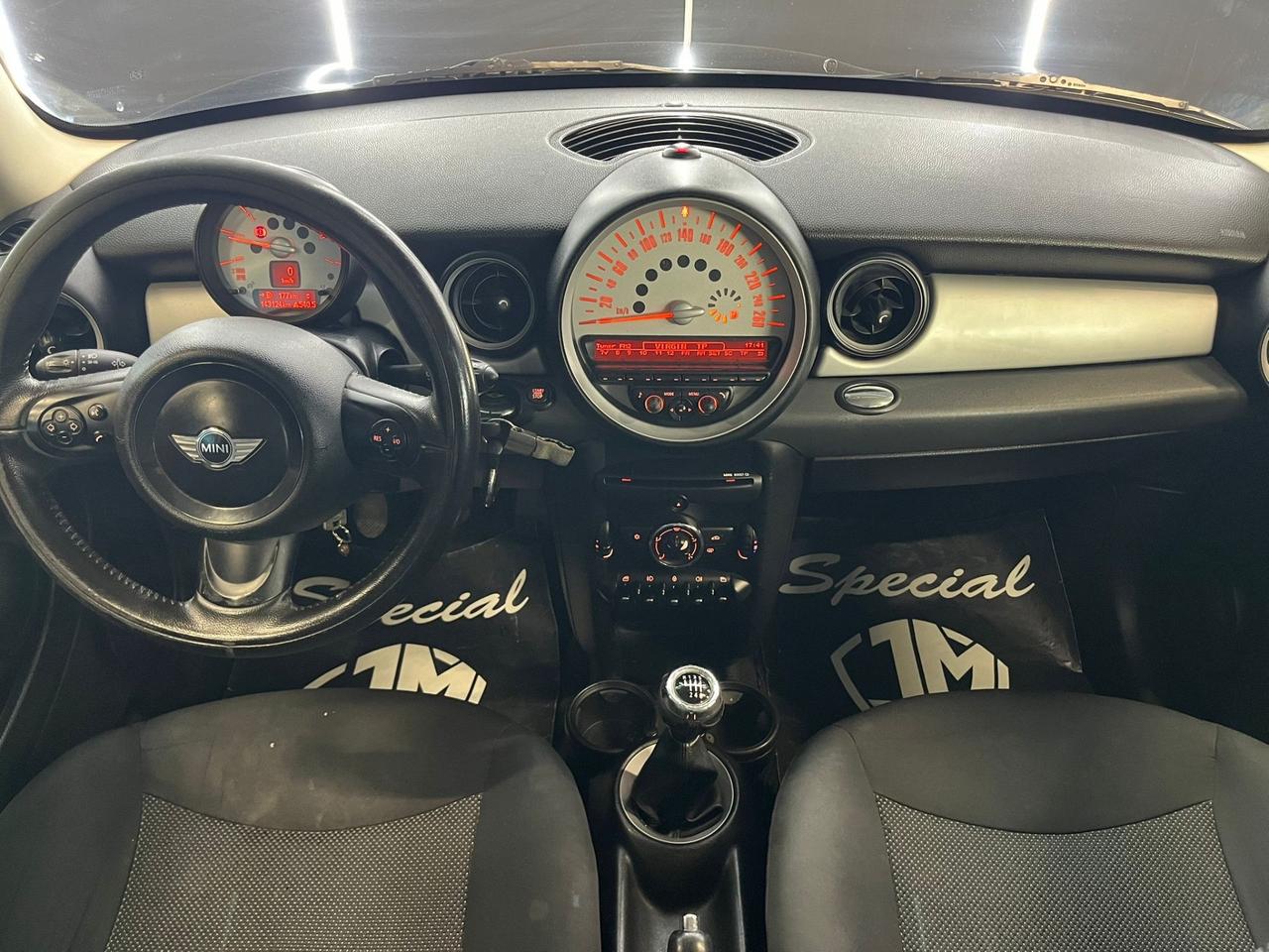 Mini 1.6 16V Cooper D OK NEOPATENTATI