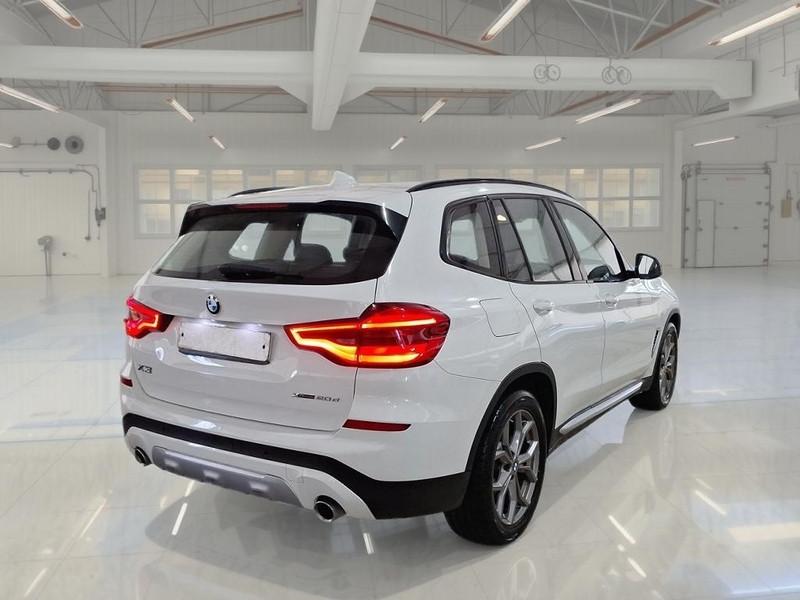 BMW X3 xDrive 20d MH48V XLine Autom.