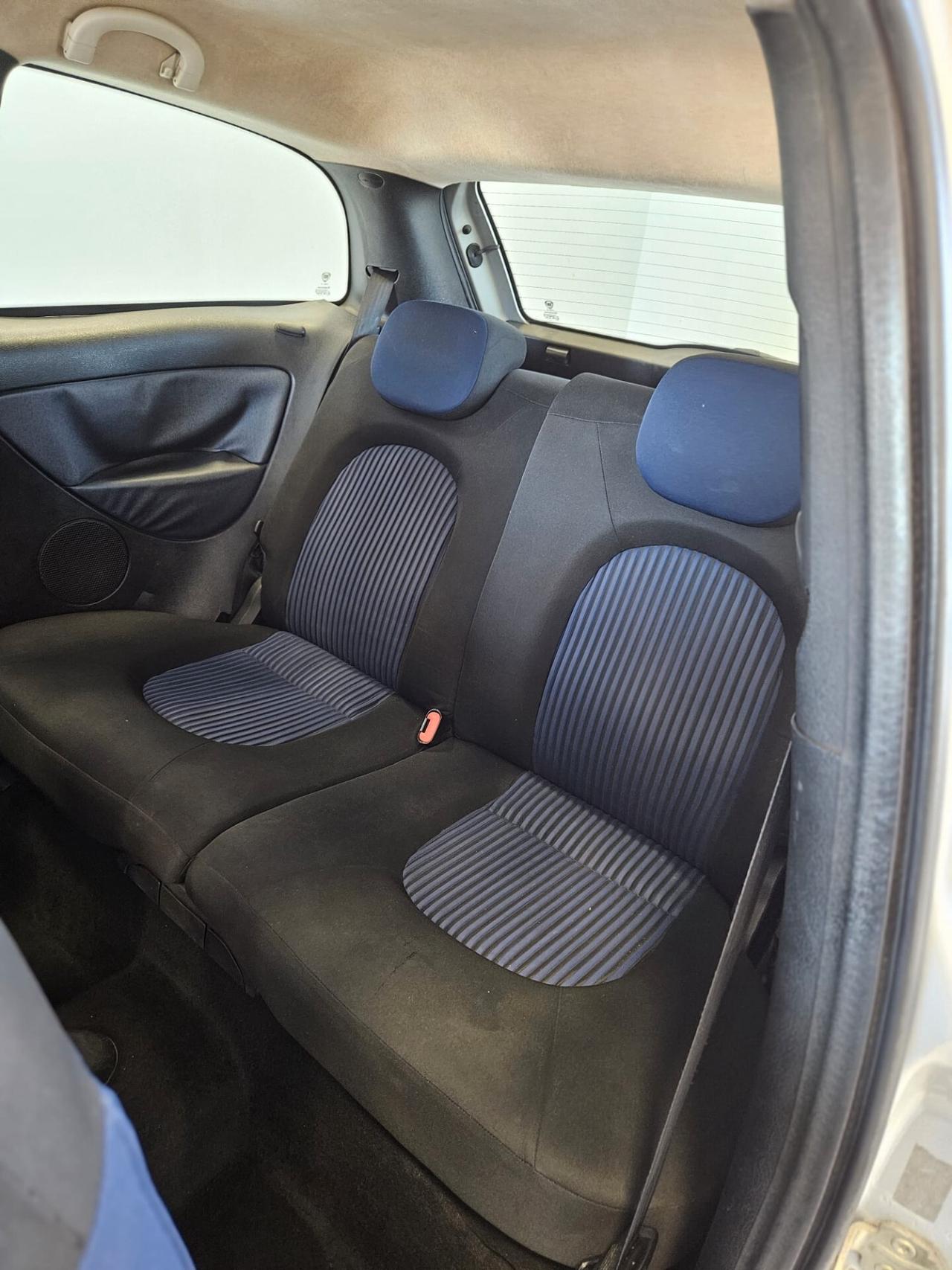 Lancia Ypsilon 1.2 Argento