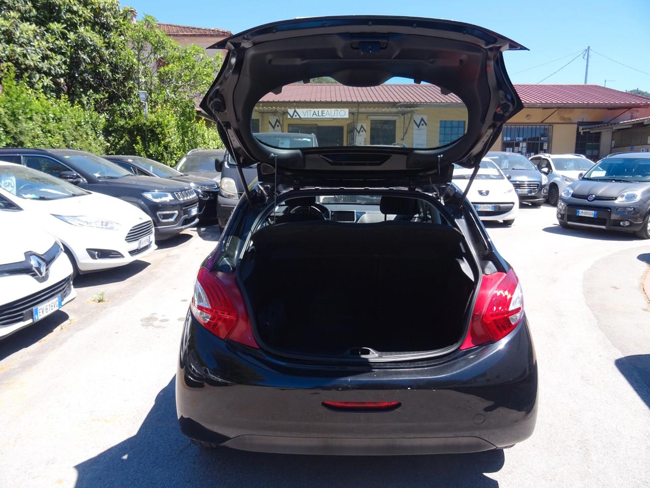 Peugeot 208 1.4 VTi 95 CV 5p. GPL Allure