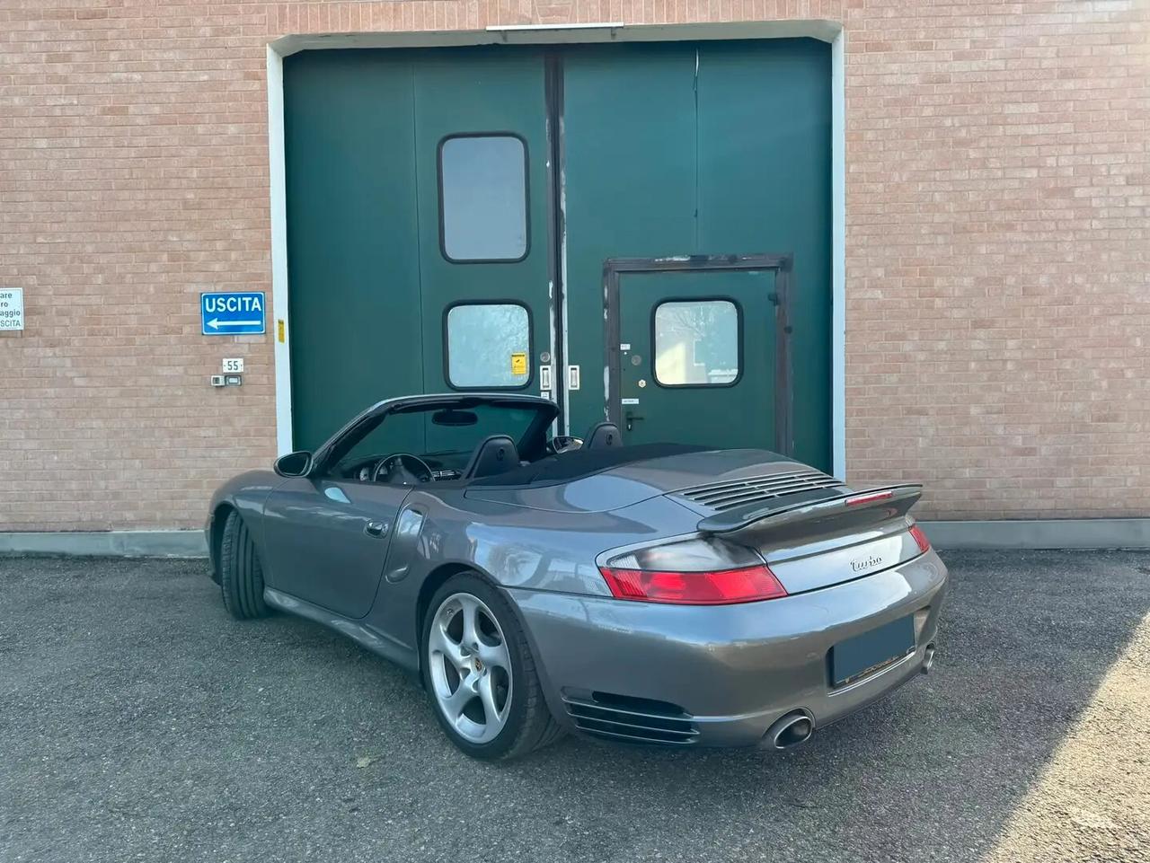 Porsche 911 Turbo cat Cabriolet