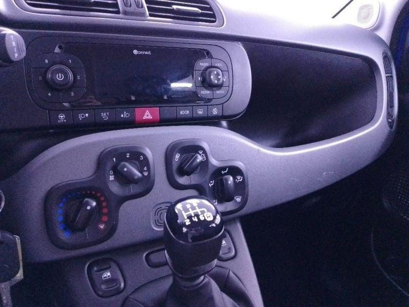 FIAT Panda Cross Panda 1.0 firefly hybrid Cross s&s 70cv 5p.ti