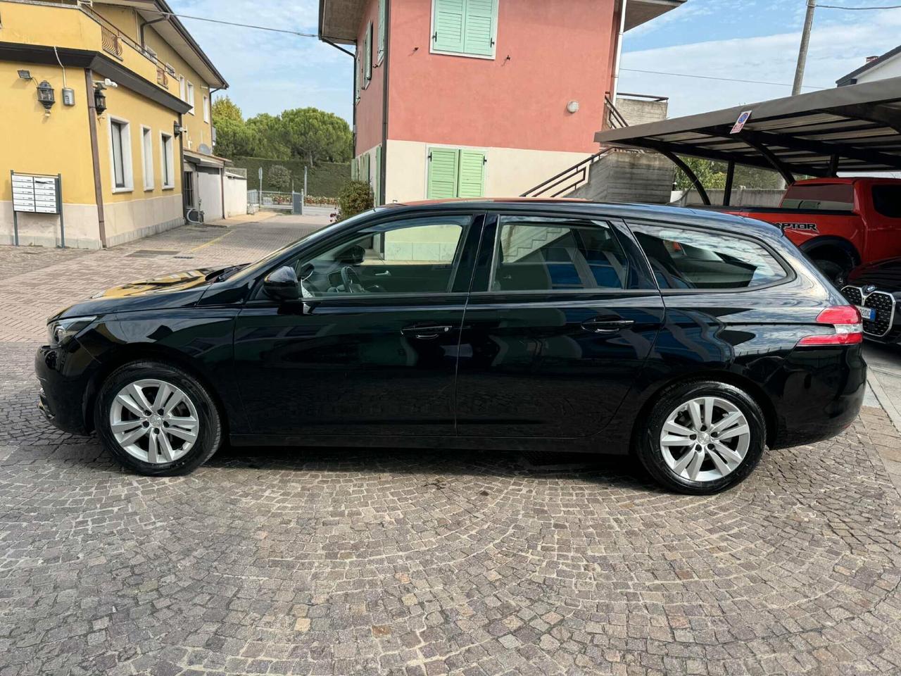 Peugeot 308 BlueHDi 130 S&S EAT8 Active Pack