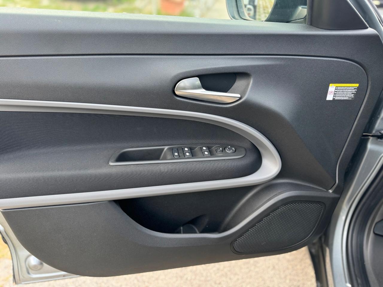 Jeep Avenger 1.2 Turbo 100cv MHEV Longitude