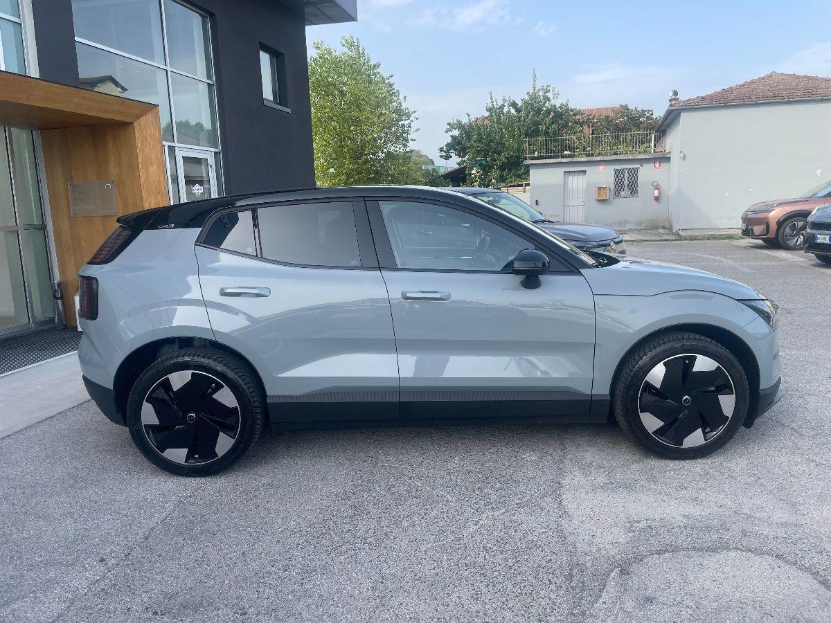 VOLVO - EX30 - Single Motor Extend. Range RWD Plus