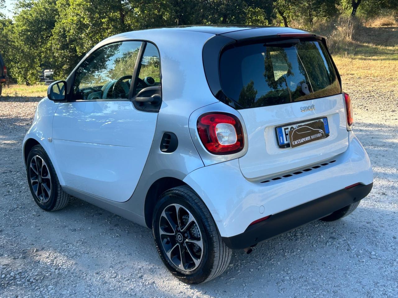 Smart ForTwo 70 1.0 twinamic Prime neopatentati permute