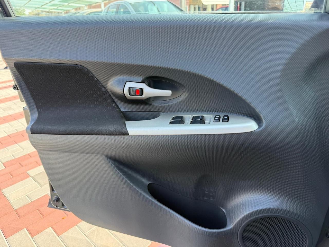 Toyota Urban Cruiser 1.4 D-4D AWD Luxury NEOPATENTATI