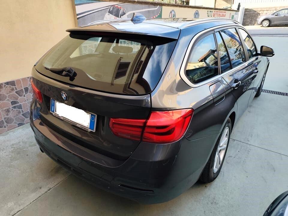 Bmw 318d Touring Bus. Advantage 150cv - 2019