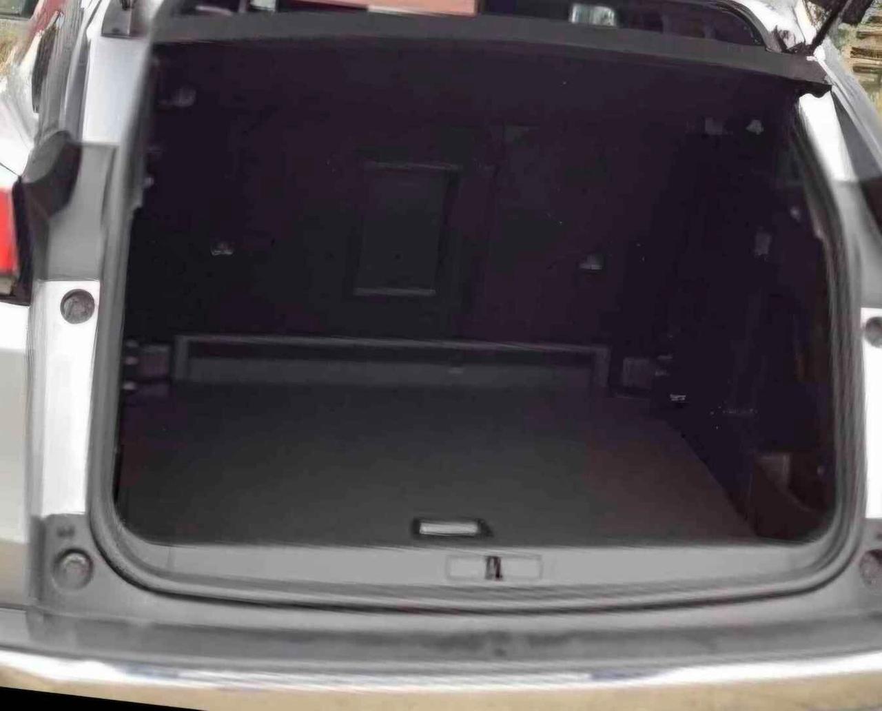 Peugeot 3008 BlueHDi 130 S&S EAT8 Allure Pack in arrivo