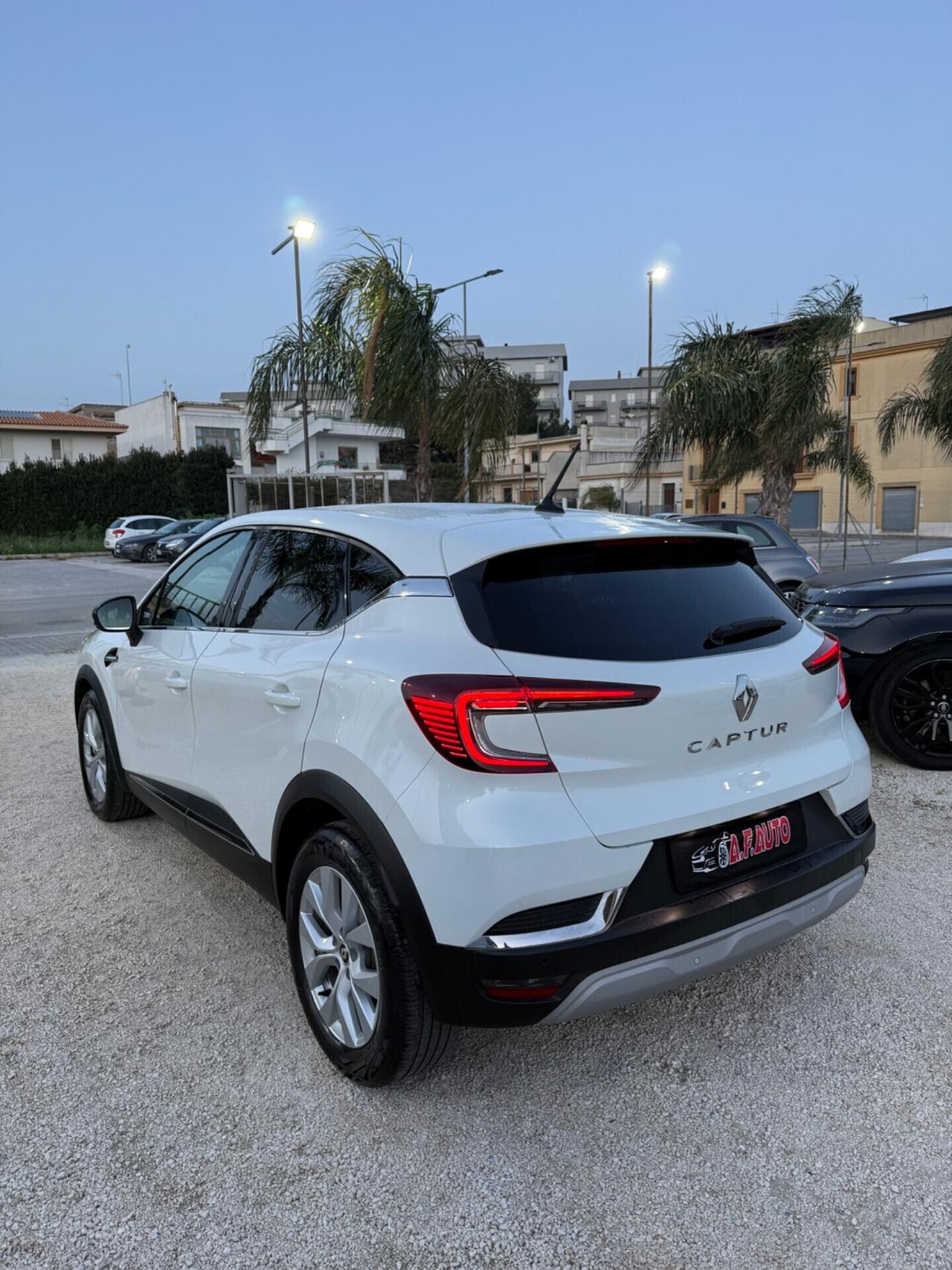 Renault Captur TCe 90 CV Intens