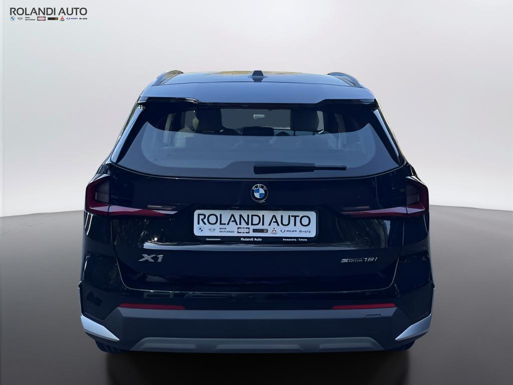 BMW X1 18 i sDrive DCT