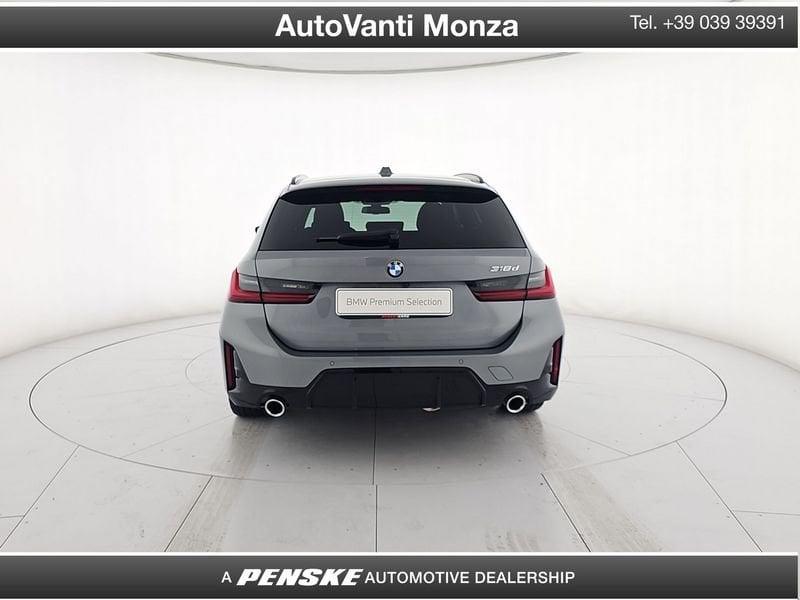 BMW Serie 3 318d Touring mhev 48V MSport auto con gancio traino
