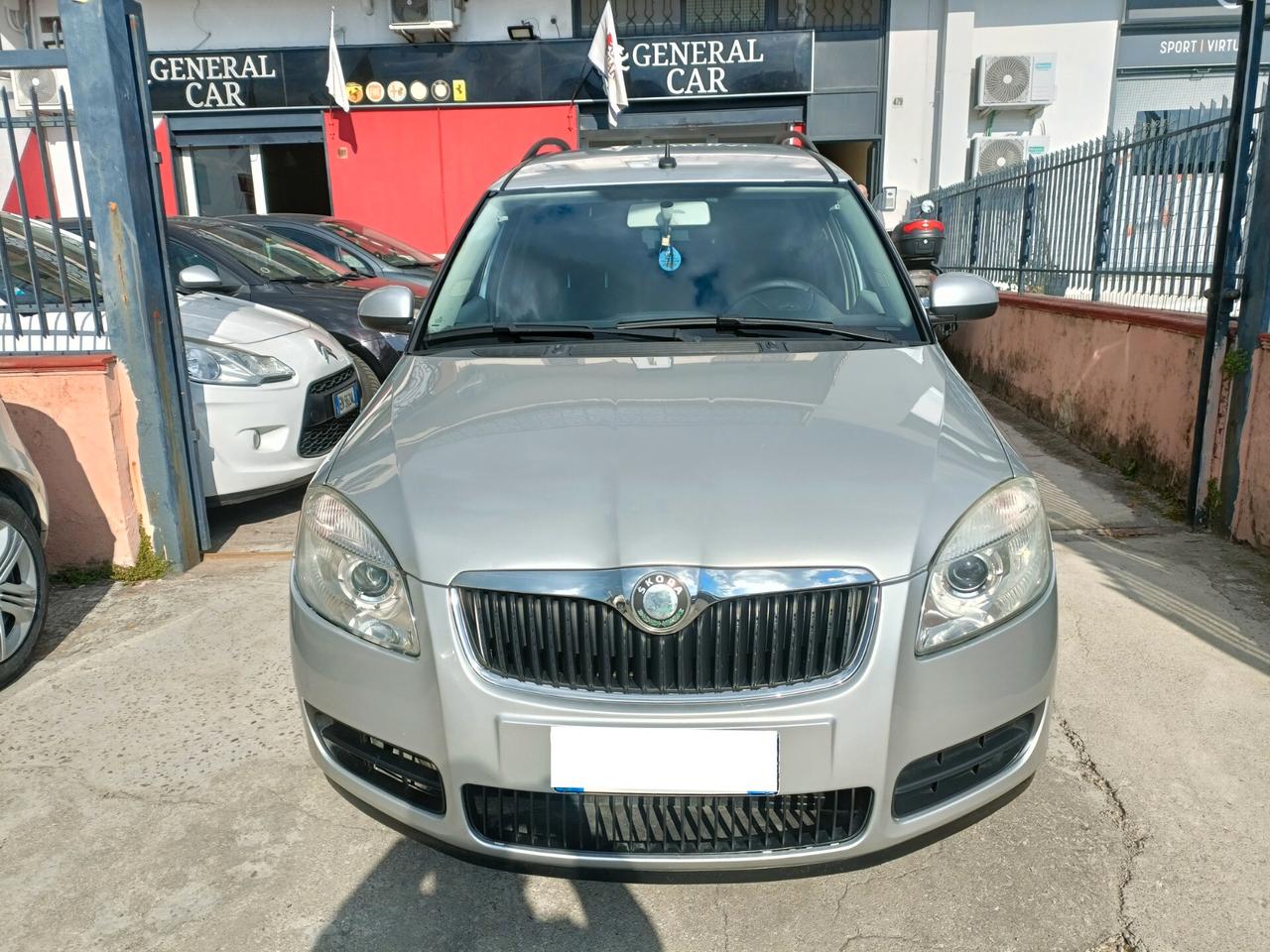 Skoda Roomster 1.4 TDI 80CV Comfort ok neopatentati