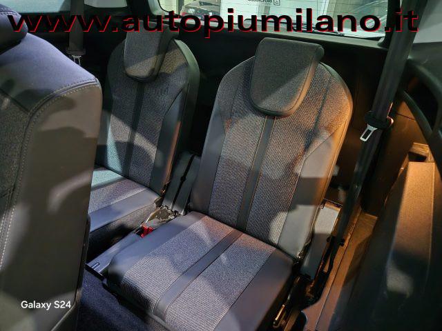 PEUGEOT 5008 BlueHDi 130 S&S EAT8 Allure