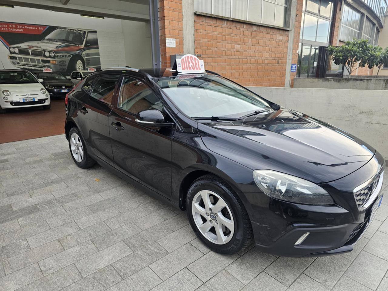 Volvo V40 Cross Country D2 1.6 Summum