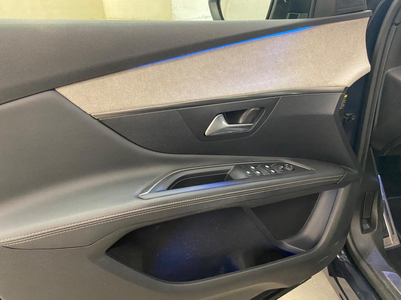 Peugeot 3008 BlueHDi 180 S&S EAT8 GT