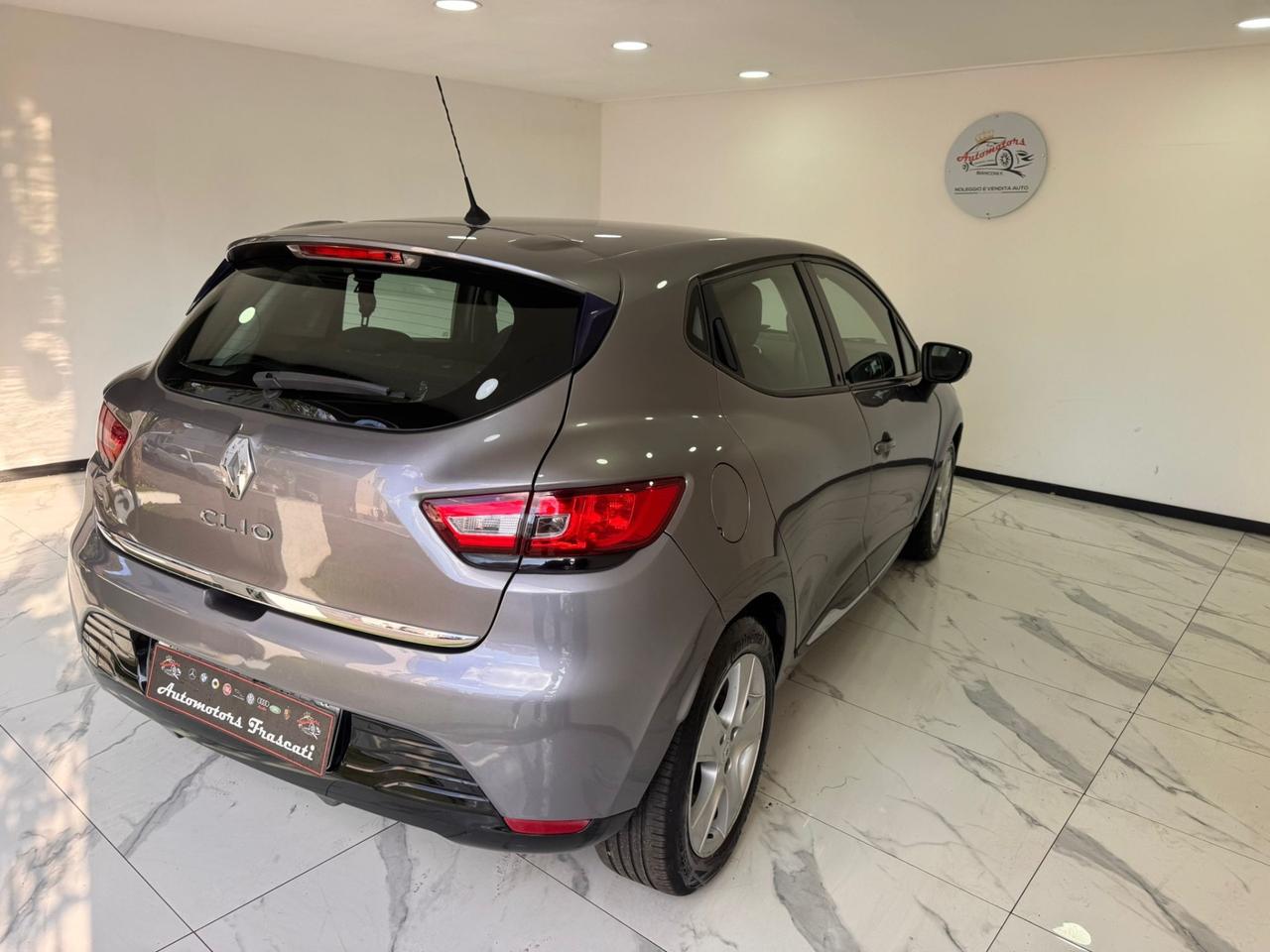 Renault Clio 1.2 75CV 5 porte GARANTITA 2017