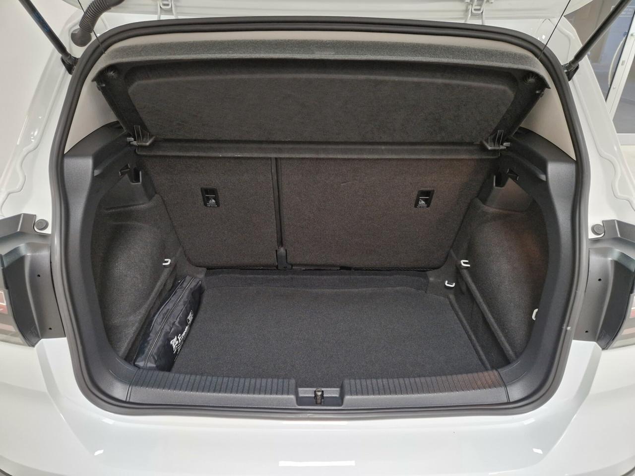 Volkswagen T-Cross 1.6 TDI SCR Style BMT