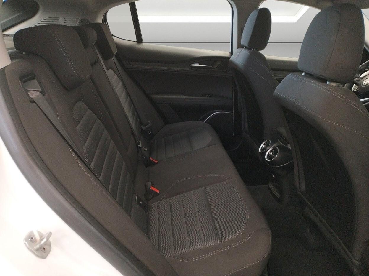 Alfa Romeo Stelvio 2.2 Turbodiesel 190 CV AT8 RWD Business