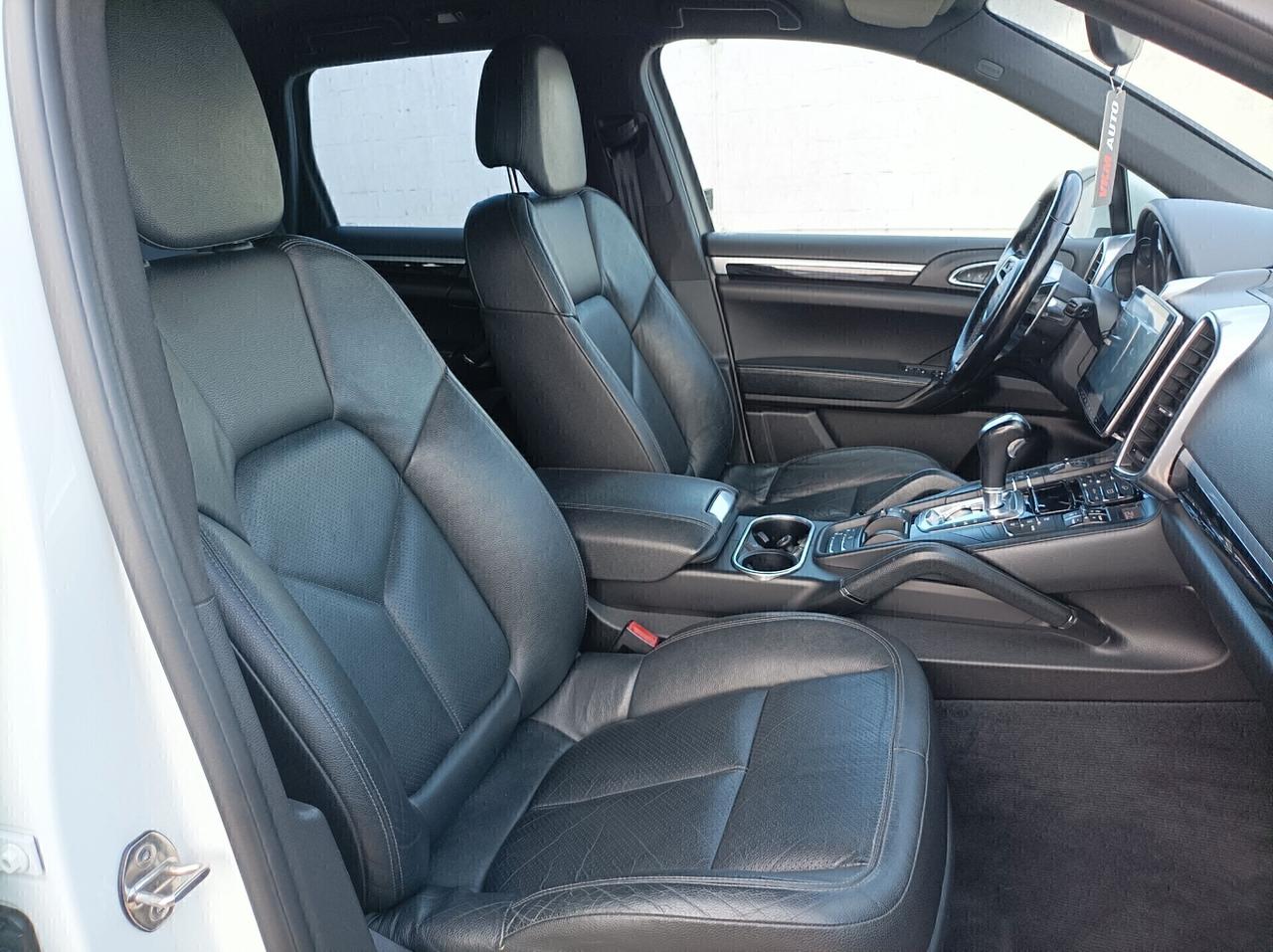 Porsche Cayenne 3.0 Diesel RESTYLING 250CV