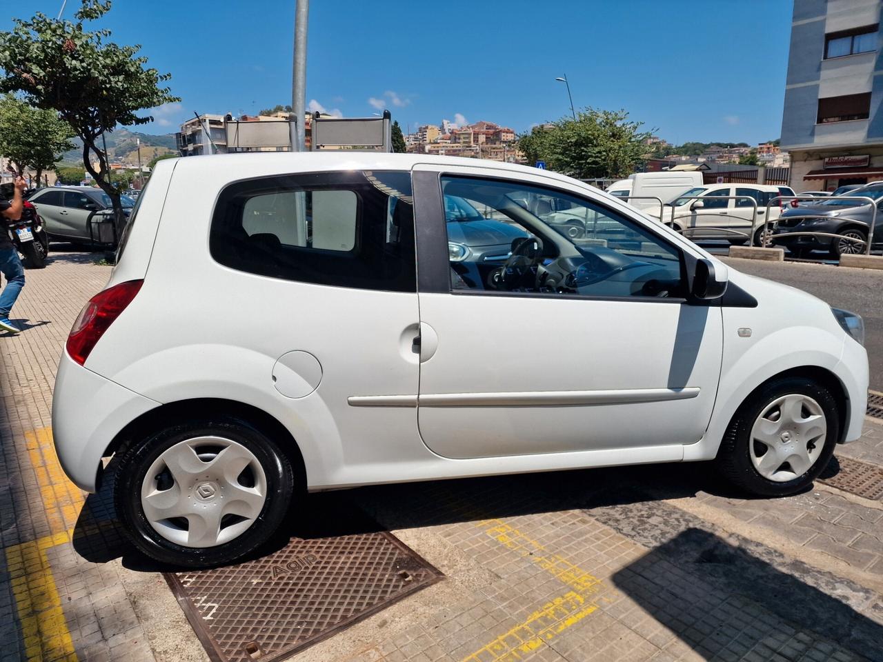 Renault Twingo 1.2 16V Live