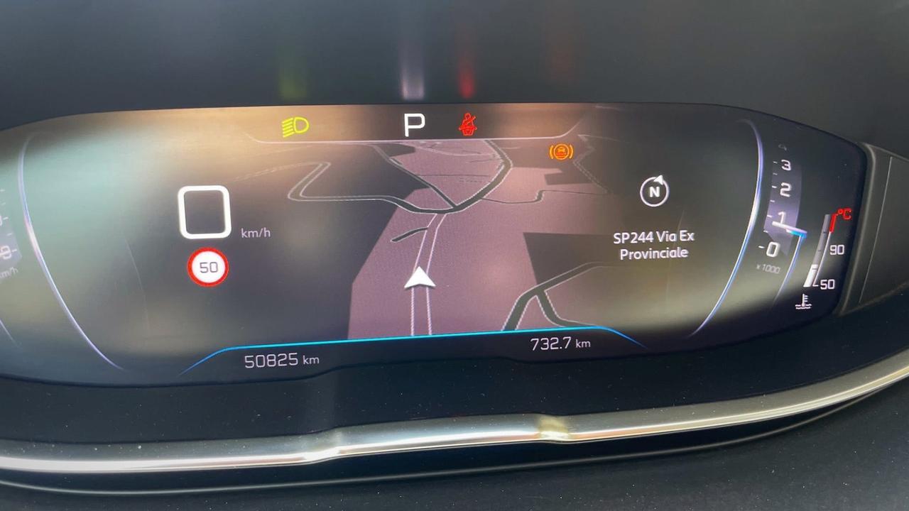 Peugeot 3008 1.5 Hdi Business EAT8 - 2021