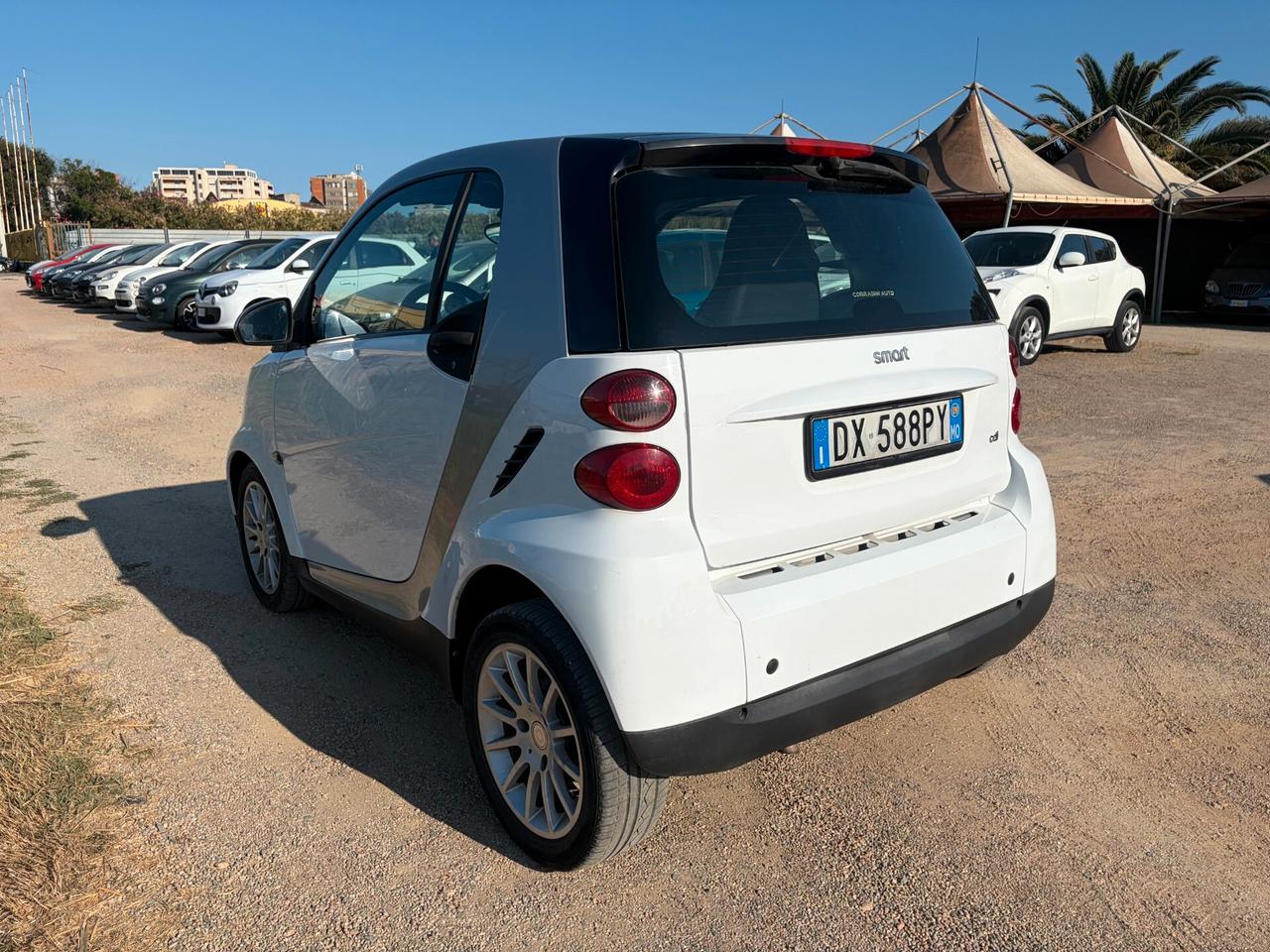 SMART FORTWO 451 800CDI 45CV 180.000 KM ADATTA NEOPATENTATI