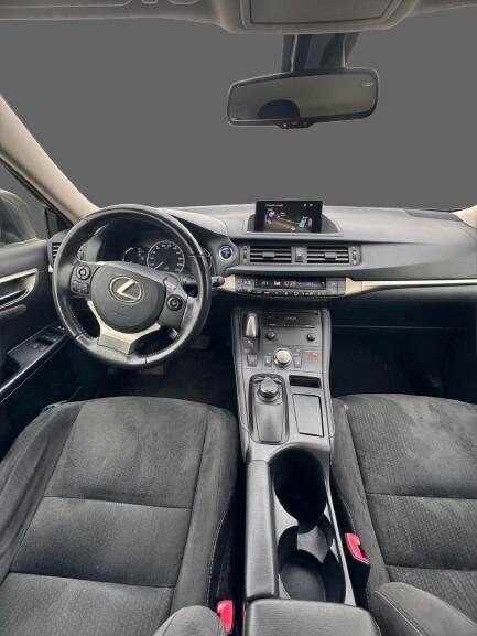 Lexus CT 200h Hybrid