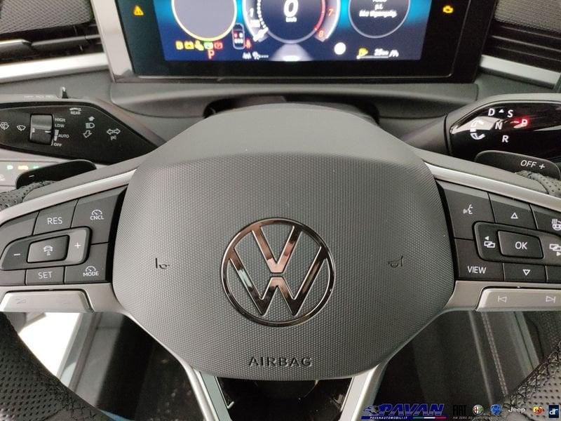Volkswagen T-Roc 1.5 eTSI ACT 150 CV DSG R-Line (Parking Pack)