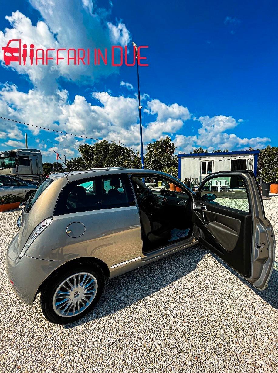 Lancia Ypsilon 1.2 Oro Giallo