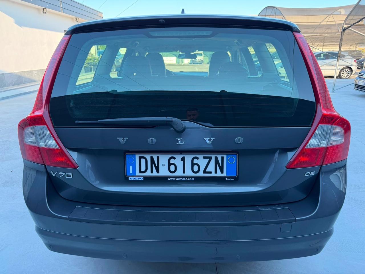 Volvo V70 2.4 D5 Summum