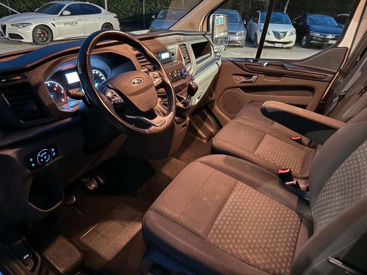 Ford Tourneo Custom 2.0 TDCi 130CV PL