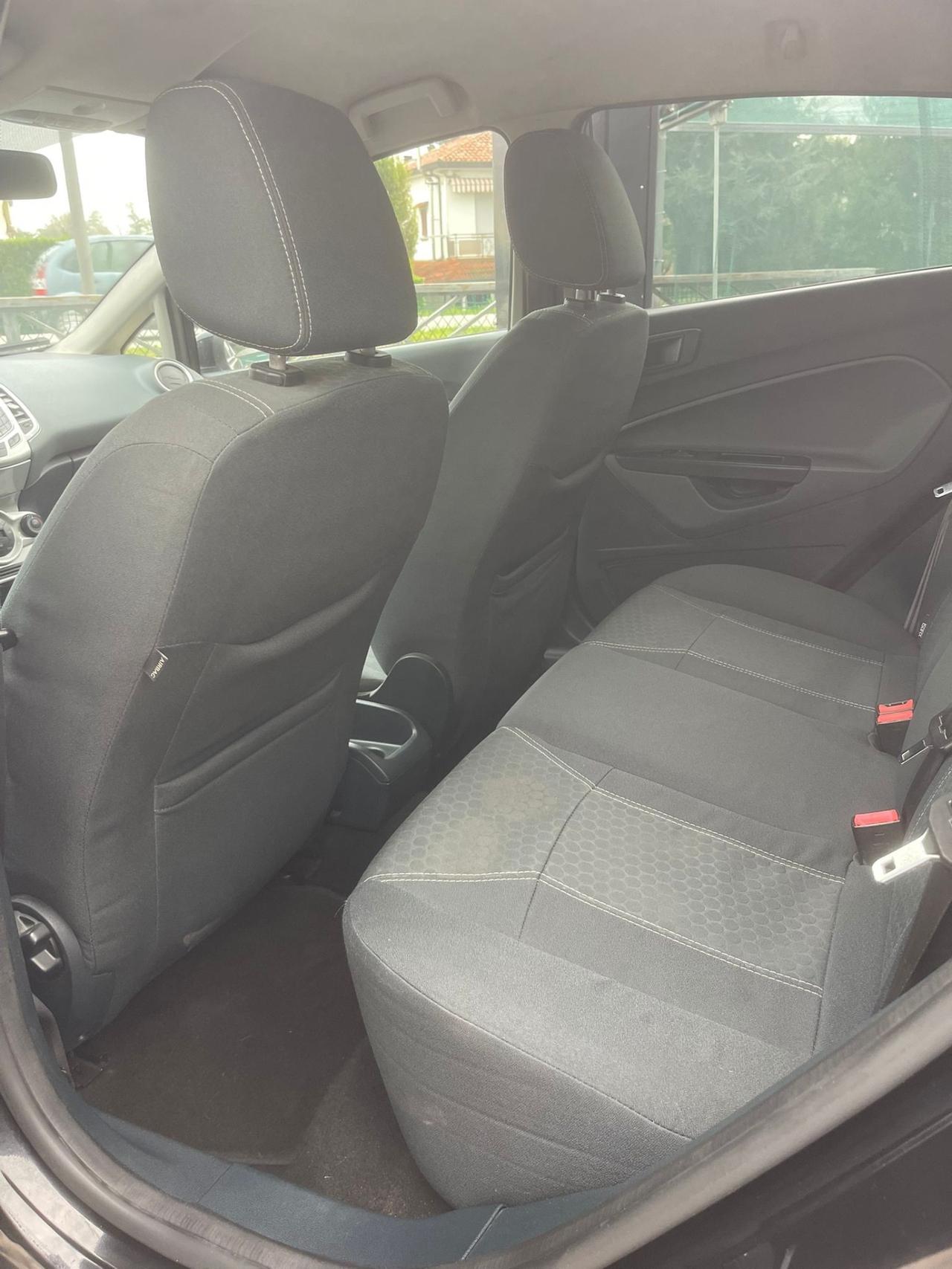 Ford Fiesta 1.4 5 porte Bz.- GPL Titanium