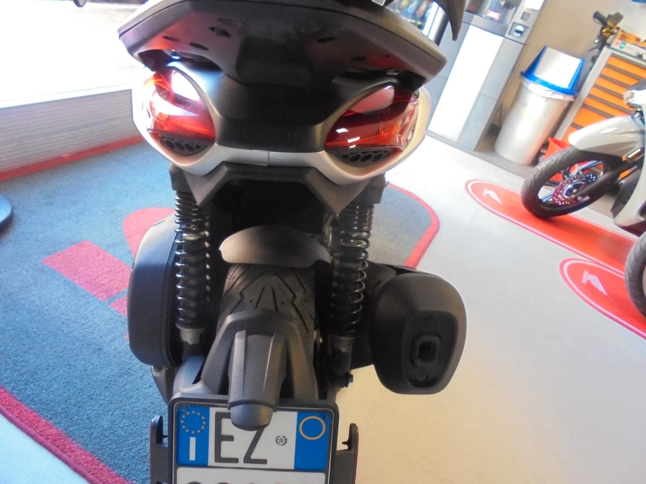 Piaggio Beverly 300 i.e. S ABS