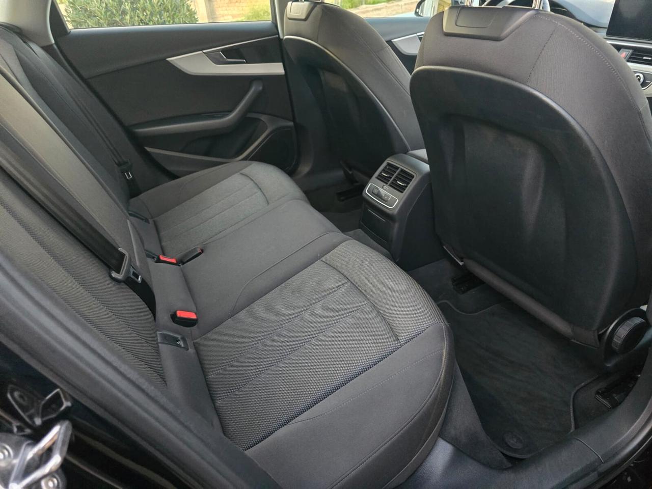 Audi A4 Avant 2.0 TDI 150 CV ultra Business