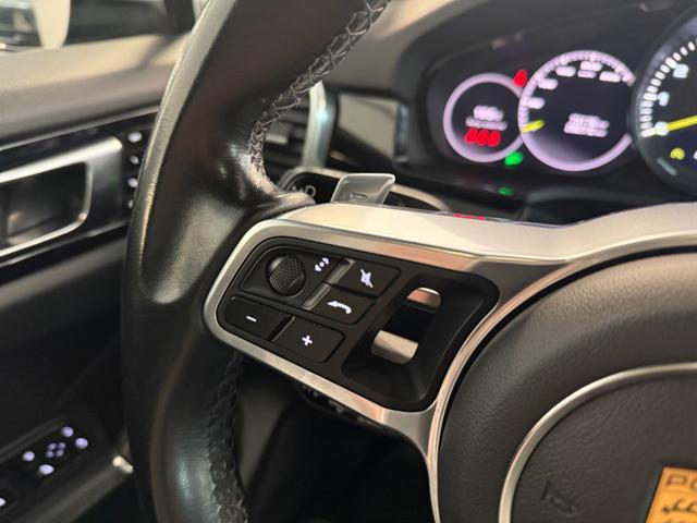 PORSCHE Cayenne 3.0 V6 E-Hybrid / CHRONO / P.H.A.S.M. / TETTO