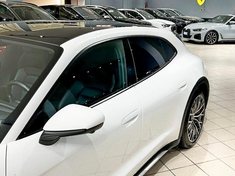 Porsche Taycan 4 Cross Turismo