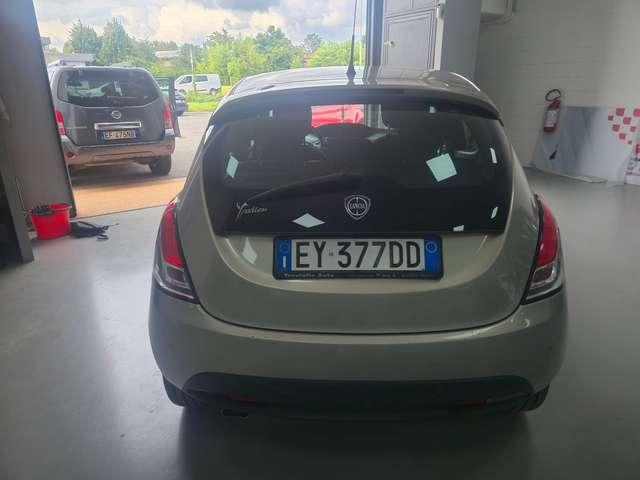 Lancia Ypsilon Ypsilon III 2011 1.2 8v Platinum 69cv E6