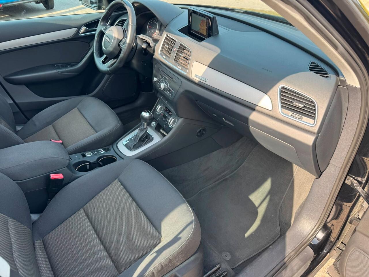 Audi Q3 2.0 TDI quattro S tronic S-Line Edition