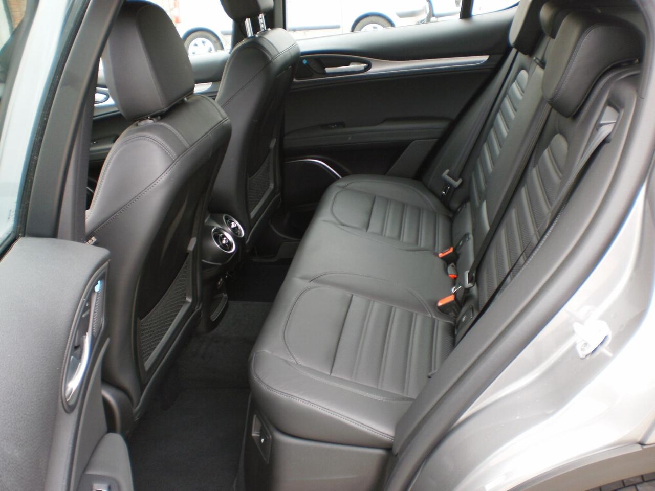 Alfa Romeo Stelvio 2.2 Turbodiesel 210 CV AT8 Q4 Executive