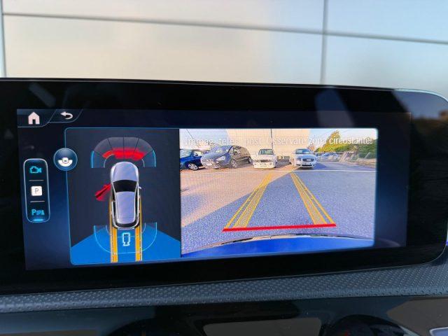 MERCEDES-BENZ A 200 163cv AMG Line Premium NIGHT PACK-19"-IVA ESP