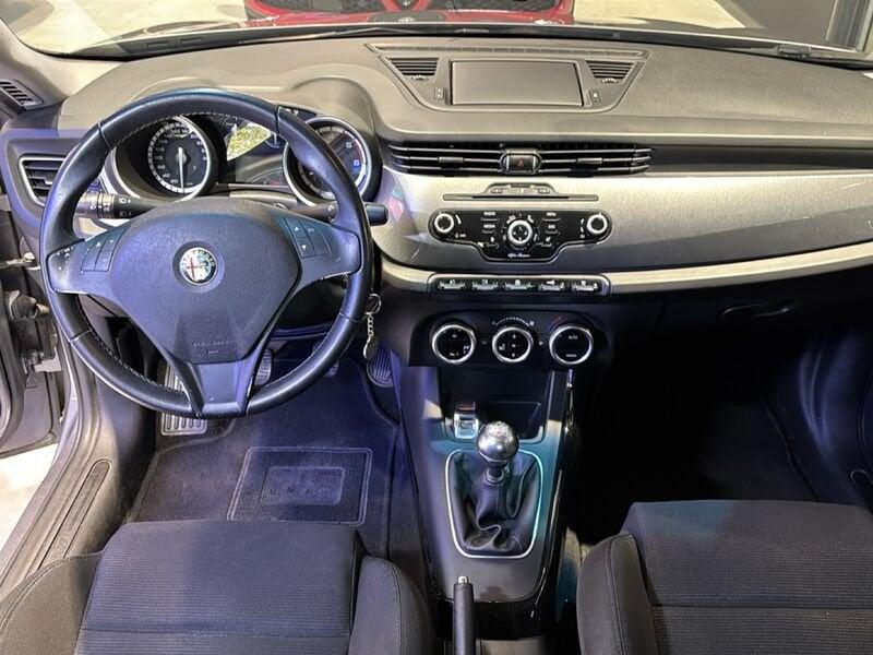 Alfa Romeo Giulietta Giulietta 2.0 jtdm(2) Distinctive 140cv