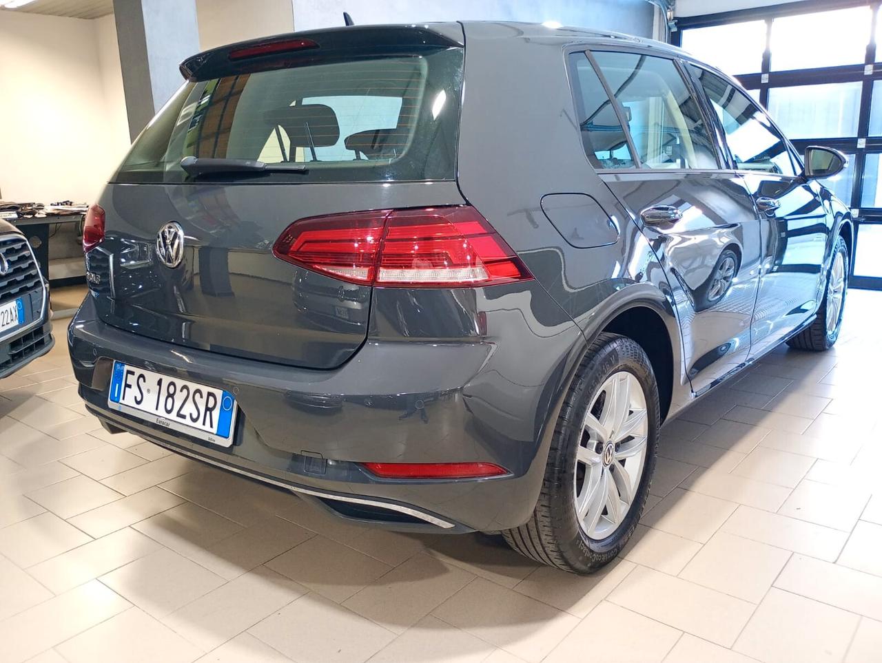 Volkswagen Golf 1.6 TDI 115 CV 5p. Business BlueMotion Technology