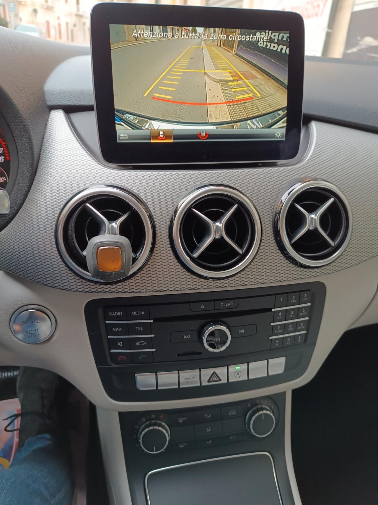 Mercedes-benz B 180 D 1500 110 CV Automatic AMG SPORT