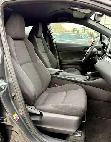 Toyota C-HR 1.8h Active 2wd e-cvt