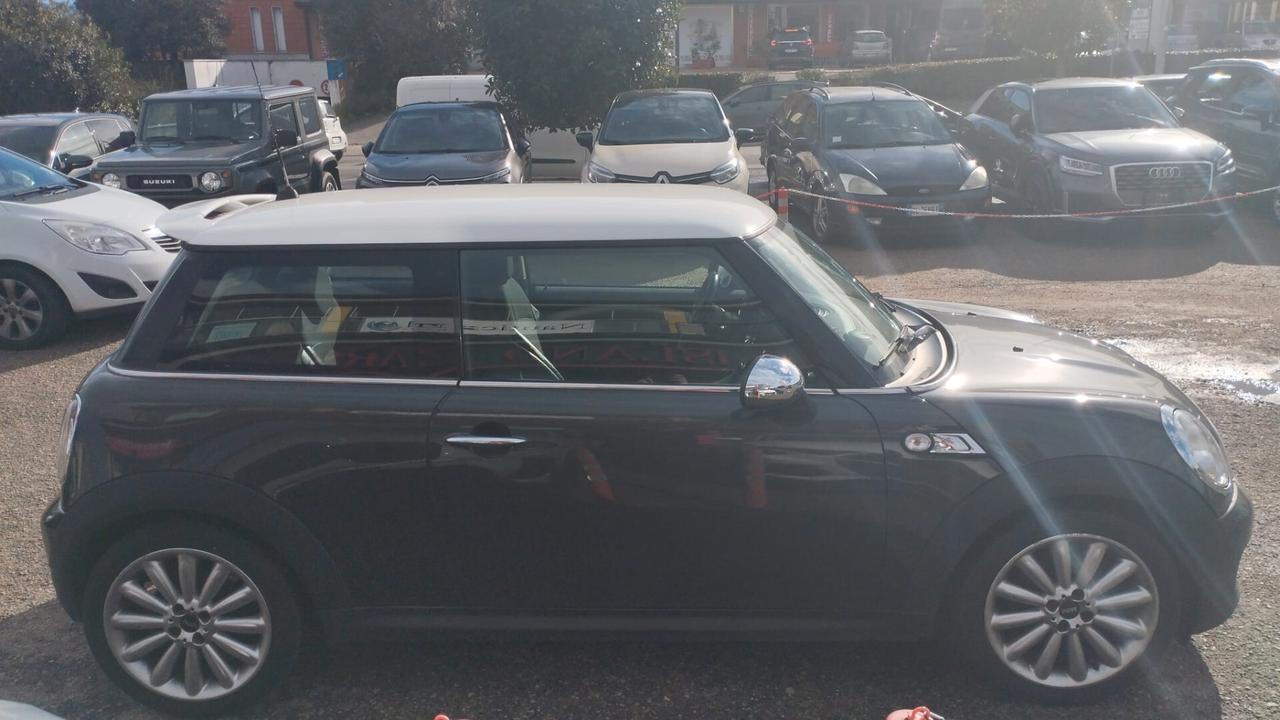 Mini Cooper SD 2.0 16V